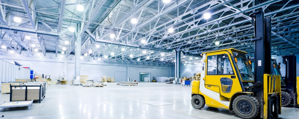 LED-warehouse-lighting-1